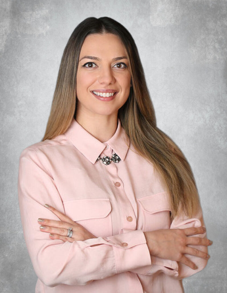 Dr. Silviya Ivanova, dentist at Awesome Dentistry in Oakbrook Terrace