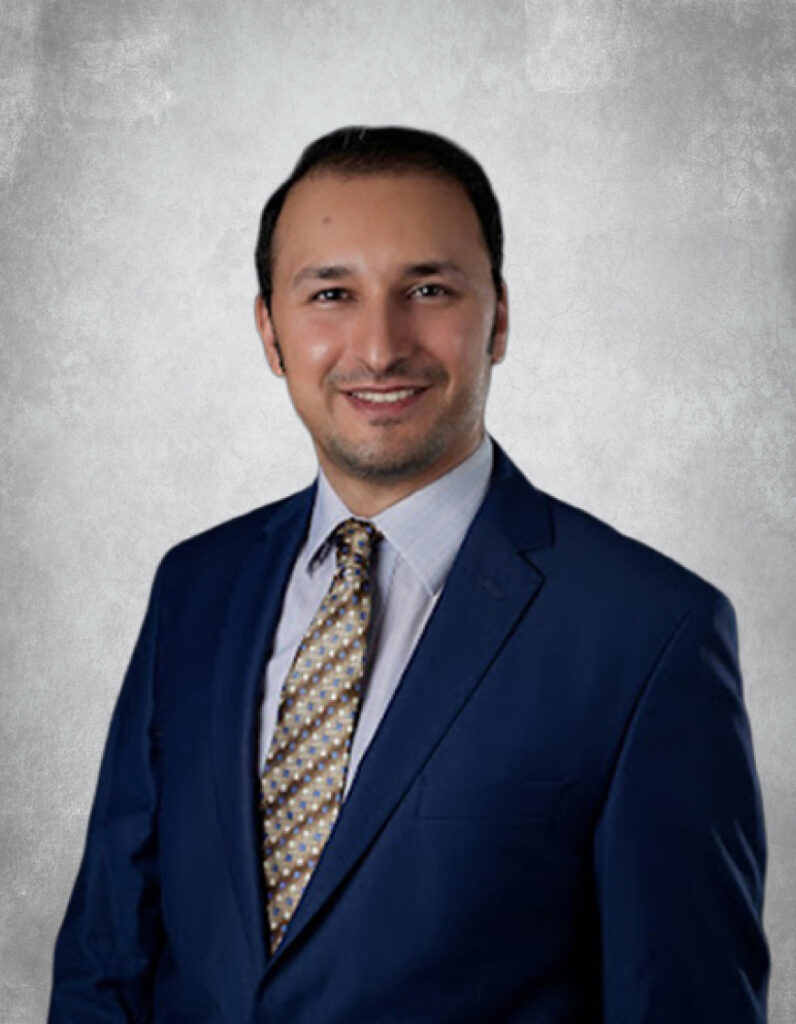 Dr. Abdelrahman Salem, dentist at Awesome Dentistry in Oakbrook Terrace